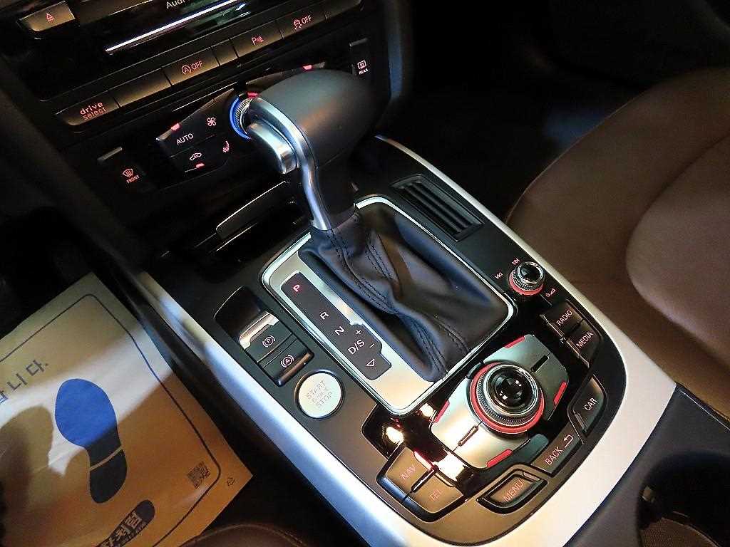Audi A4 — photo 12