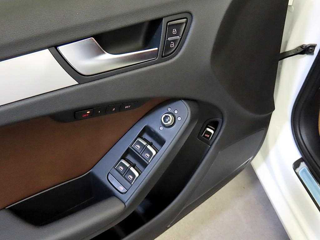 Audi A4 — photo 13