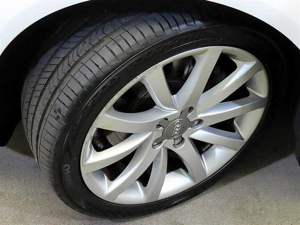 Audi A4 — photo 20