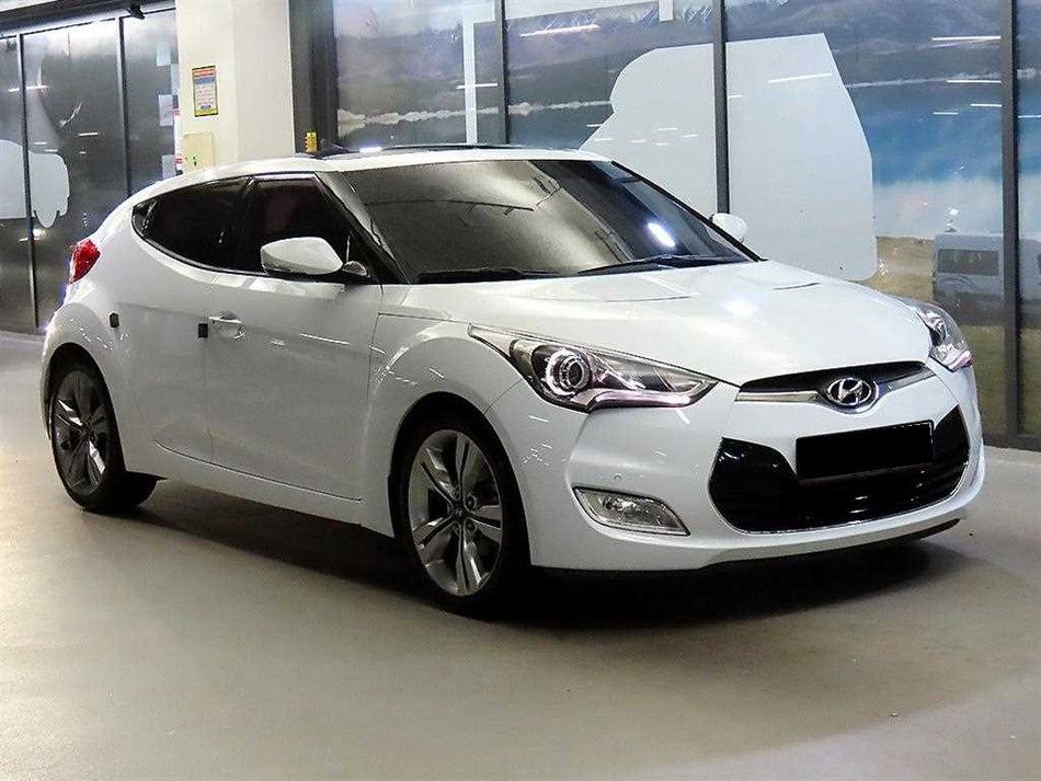 Hyundai Veloster — photo 01