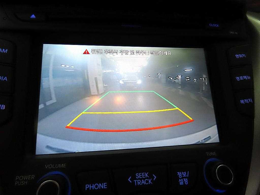 Hyundai Veloster — photo 15