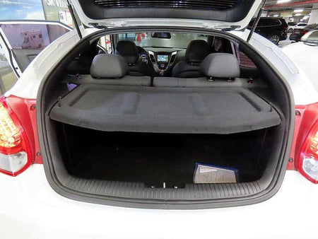 Hyundai Veloster — photo 18