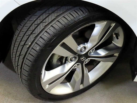 Hyundai Veloster — photo 20