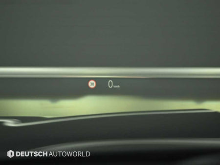 BMW i7 — photo 17