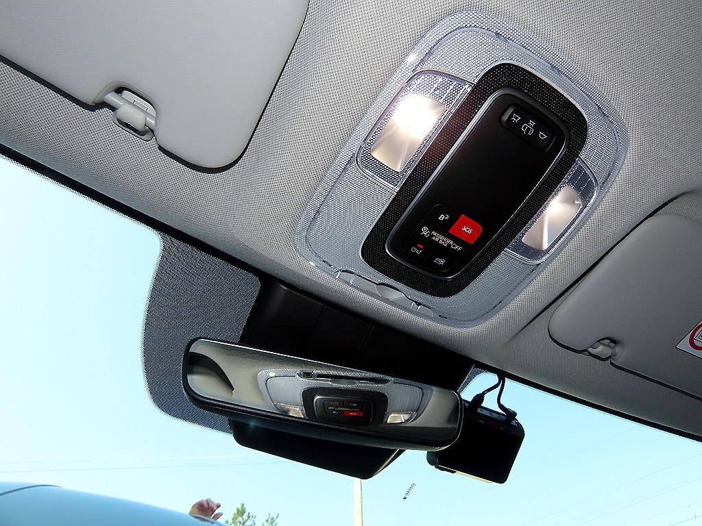 Hyundai Avante — photo 15