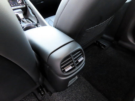 Hyundai Avante — photo 17