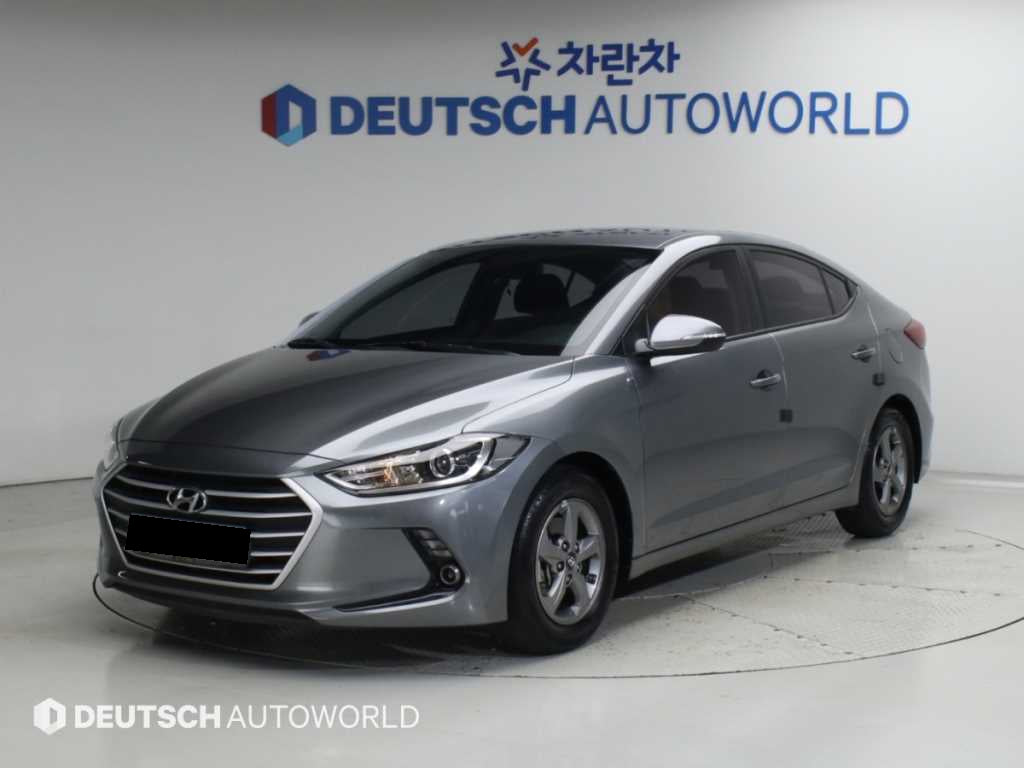 Hyundai Avante — photo 01