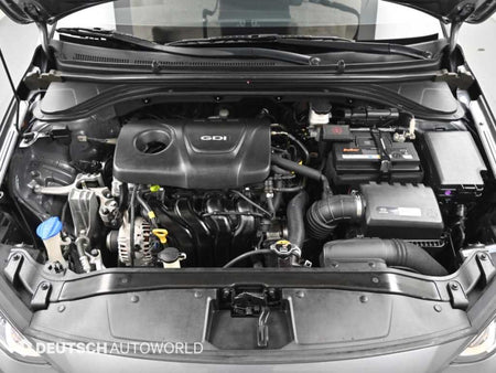 Hyundai Avante — photo 06