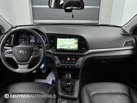 Hyundai Avante — photo 07