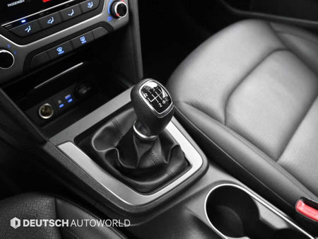 Hyundai Avante — photo 09