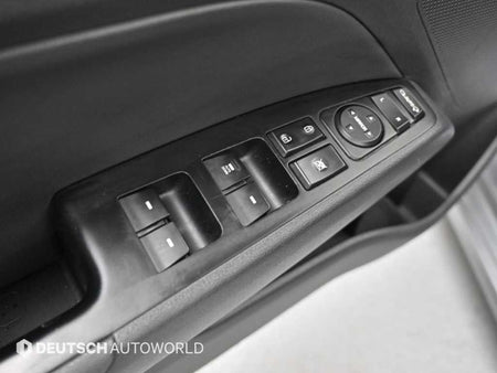Hyundai Avante — photo 17