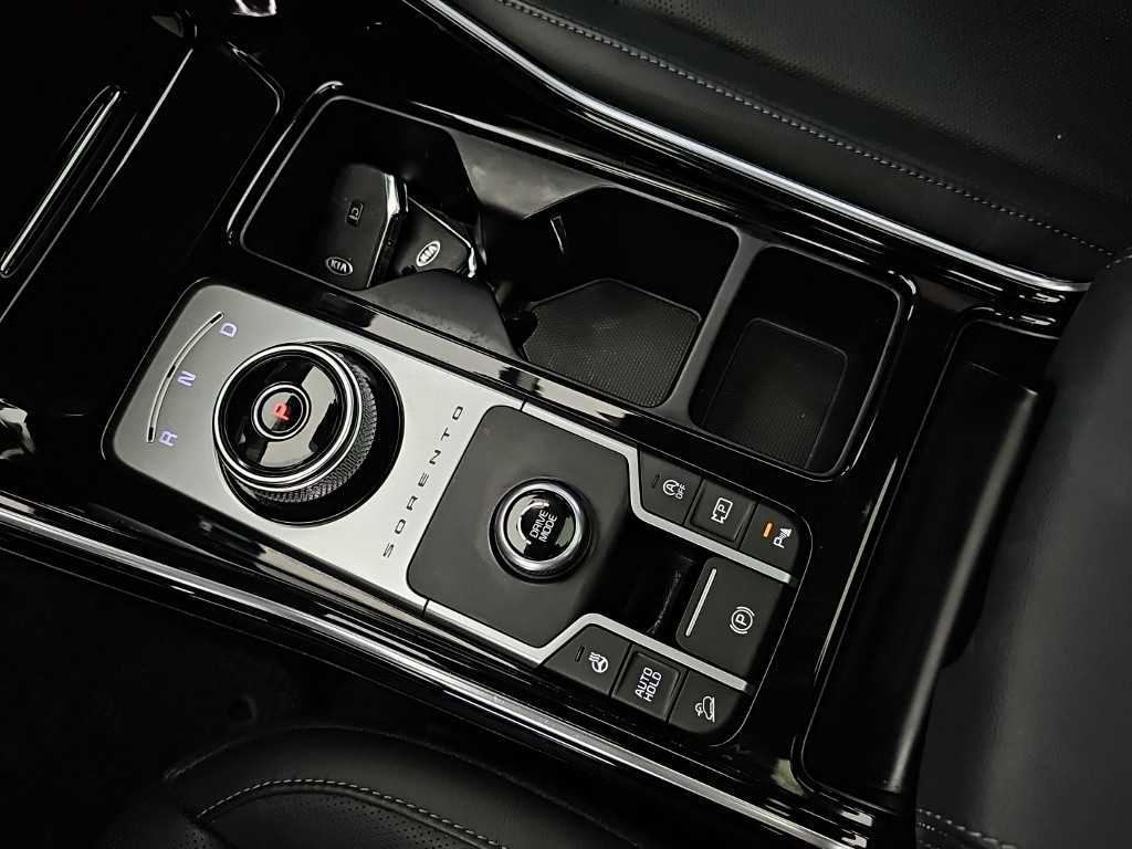 Kia Sorento — photo 08