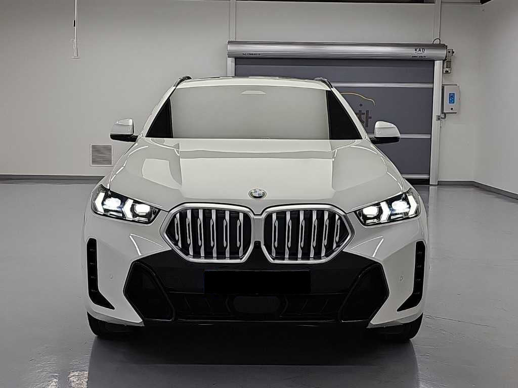 BMW X6 — photo 02