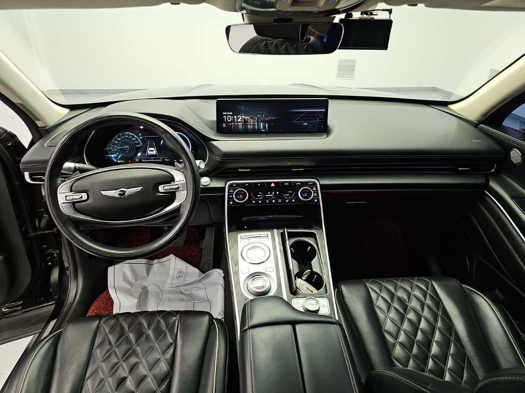 Genesis GV80 — photo 07
