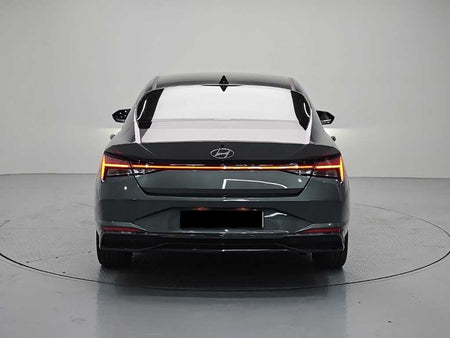 Hyundai Avante — photo 03