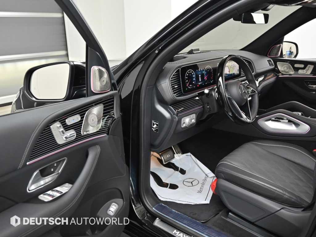 Mercedes-Benz GLS-Class — photo 11