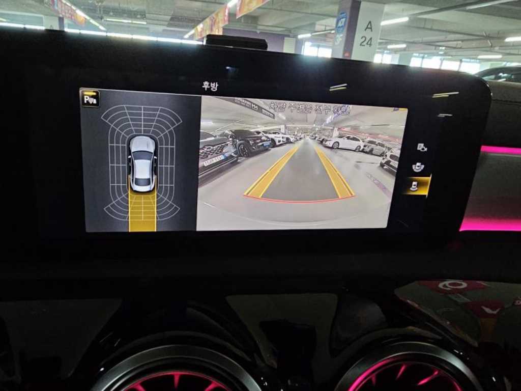 Mercedes-Benz CLA-Class — photo 10