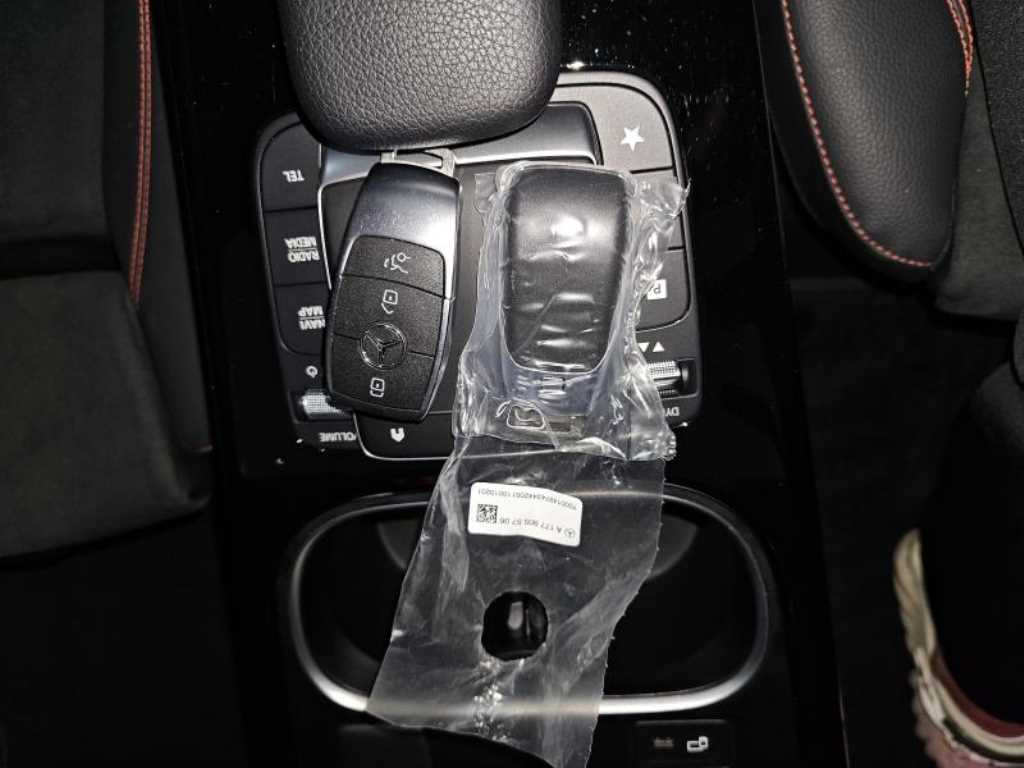 Mercedes-Benz CLA-Class — photo 12