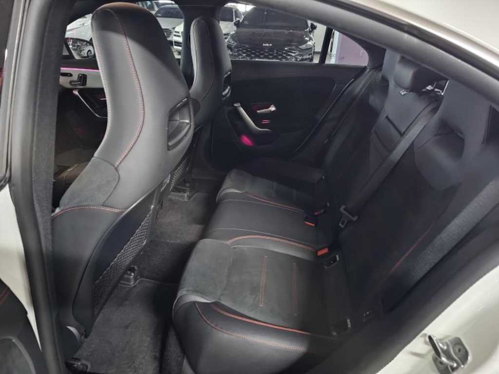 Mercedes-Benz CLA-Class — photo 17
