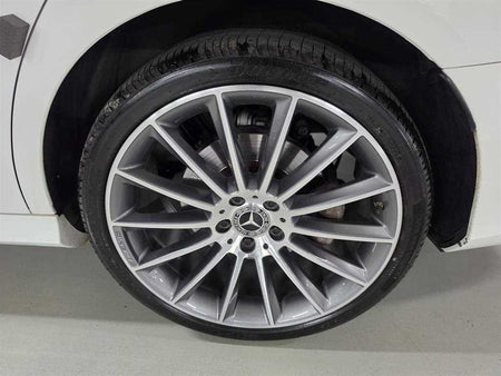 Mercedes-Benz E-Class — photo 18