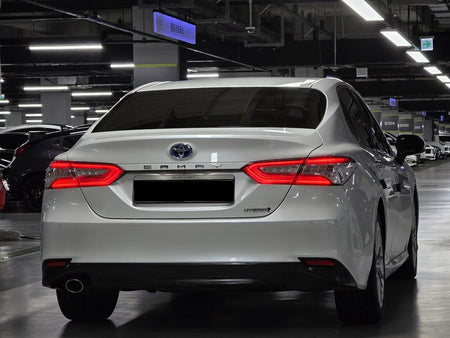 Toyota Camry — photo 02