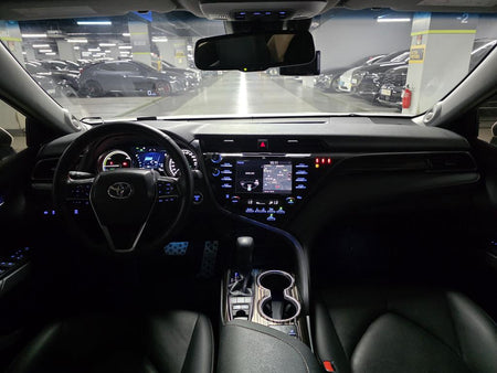 Toyota Camry — photo 05