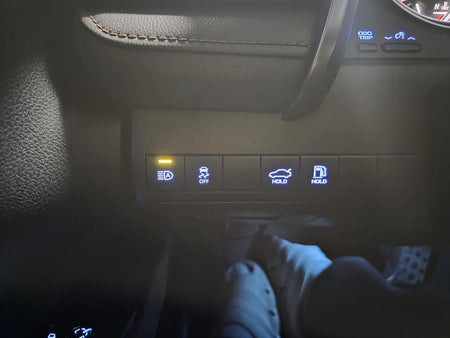 Toyota Camry — photo 15