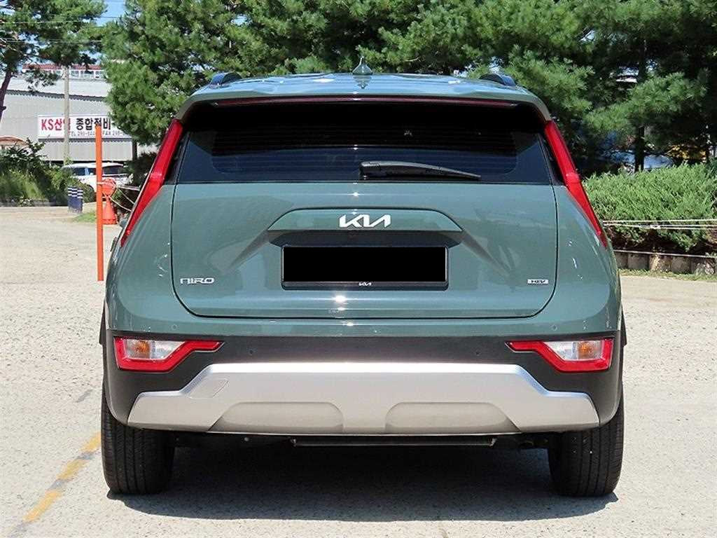 Kia Niro — photo 04