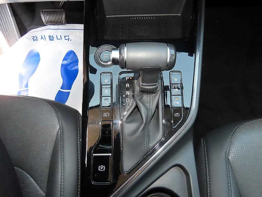 Kia Niro — photo 10