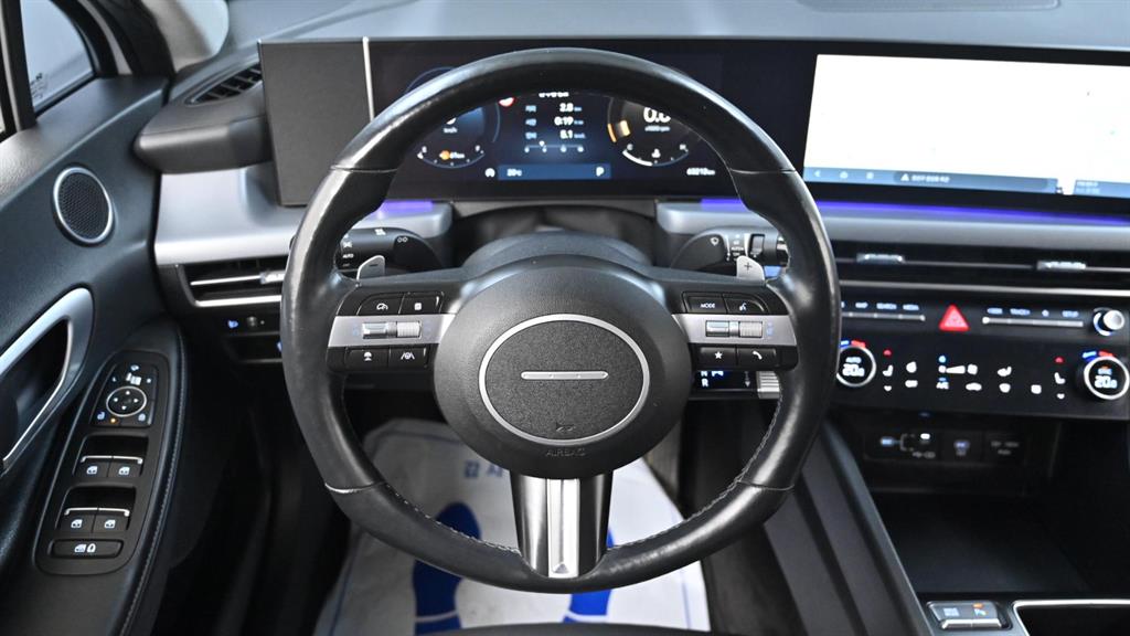 Hyundai Sonata — photo 12