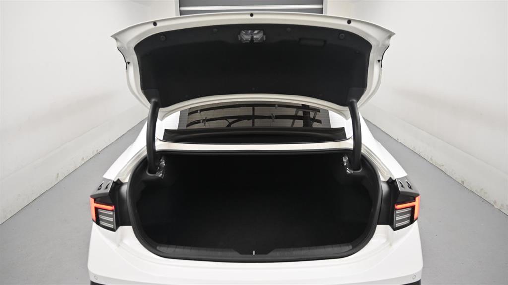 Hyundai Sonata — photo 18