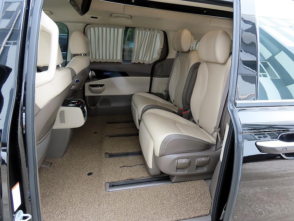 Kia Carnival — photo 06