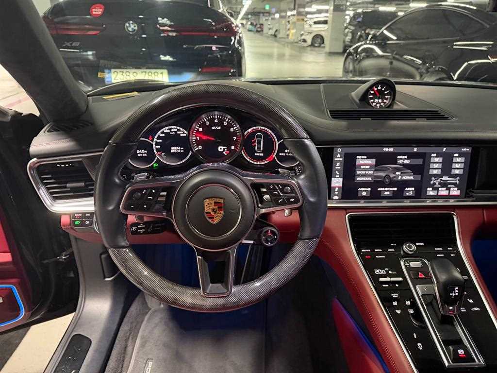 Porsche Panamera — photo 11