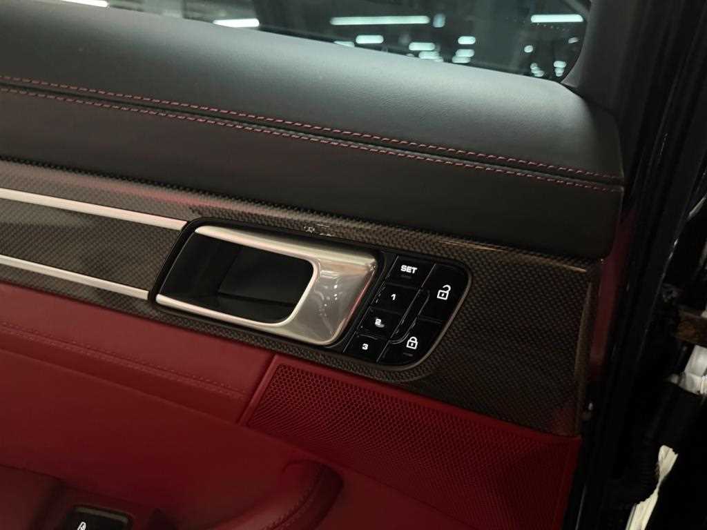 Porsche Panamera — photo 13