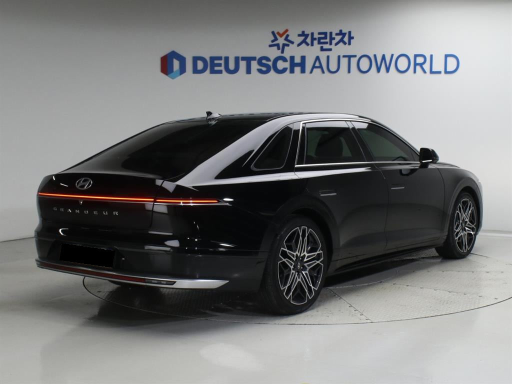 Hyundai Grandeur — photo 02