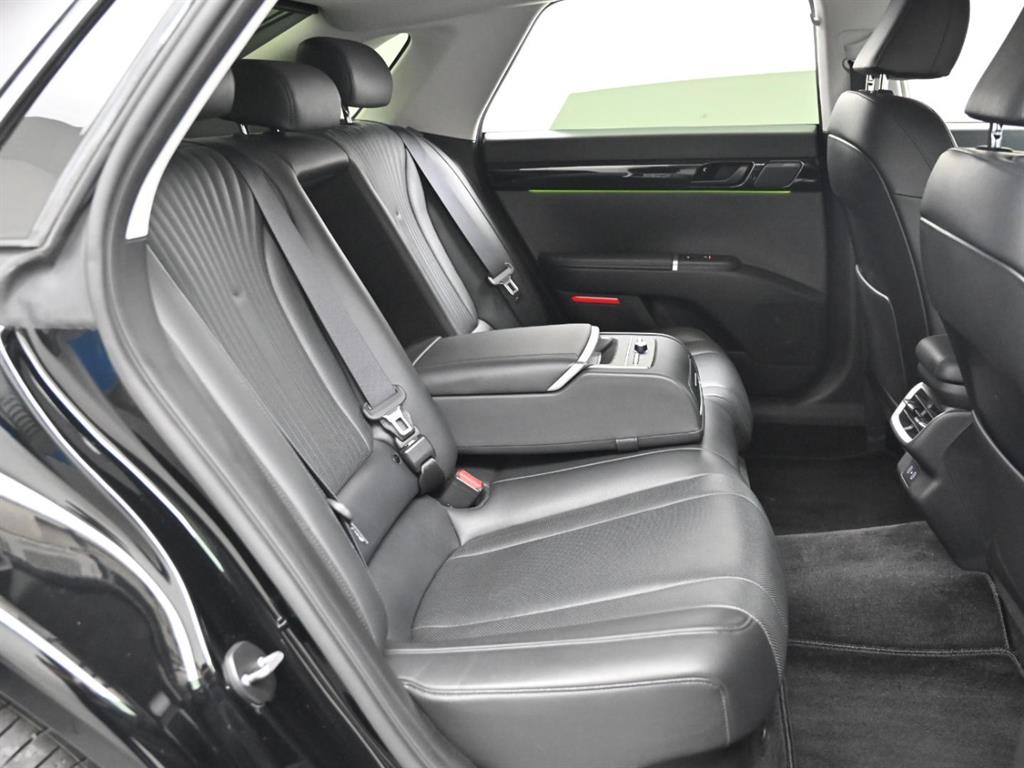 Hyundai Grandeur — photo 12
