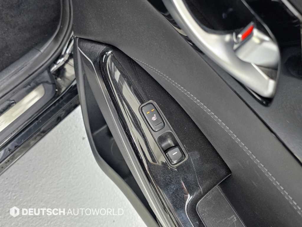 Kia K7 — photo 16