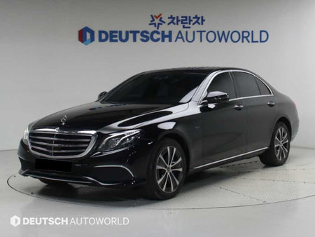 Mercedes-Benz E-Class — photo 01