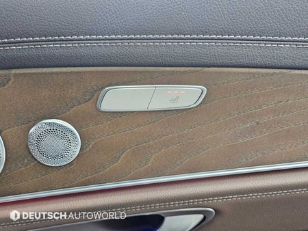 Mercedes-Benz E-Class — photo 16