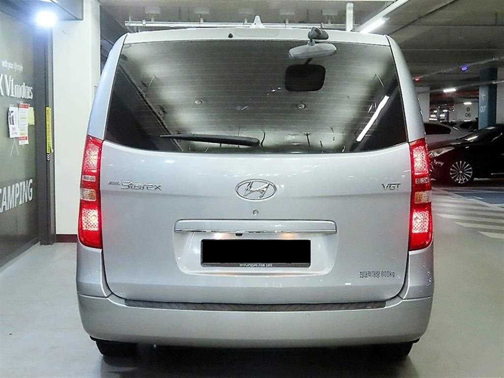 Hyundai Starex — photo 05