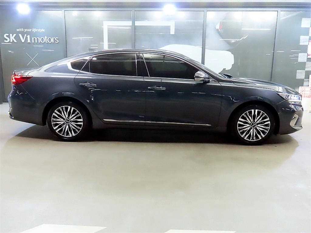 Kia K7 — photo 03