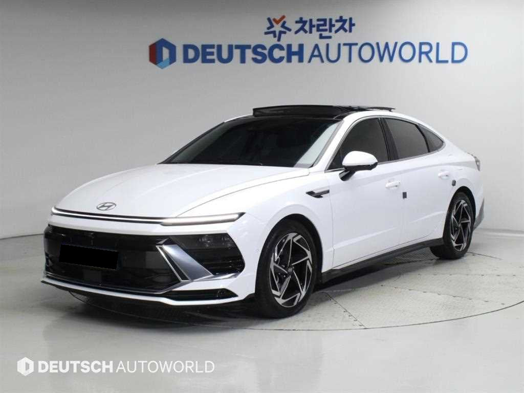 Hyundai Sonata — photo 01