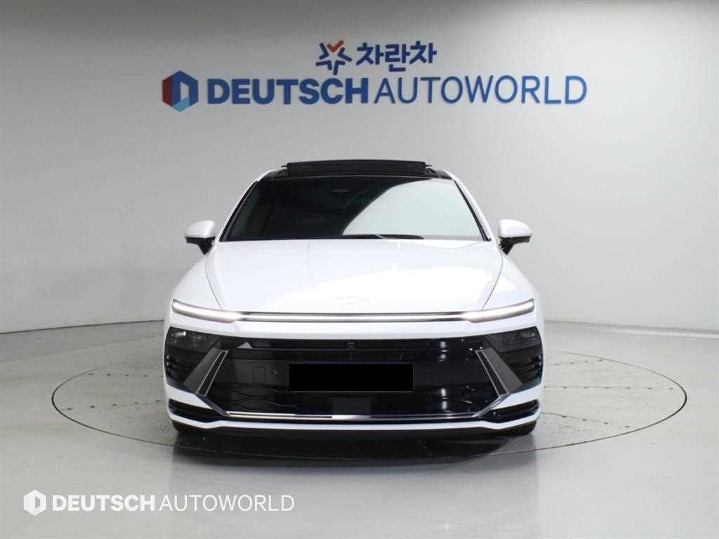 Hyundai Sonata — photo 03