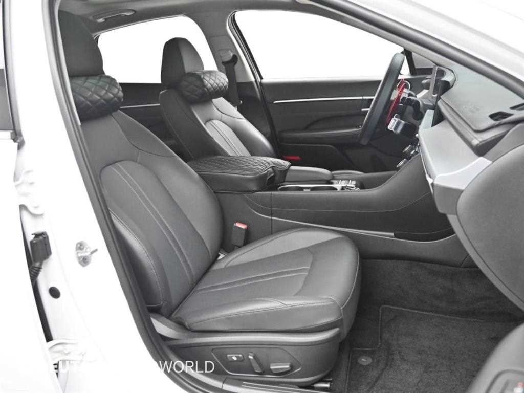 Hyundai Sonata — photo 10