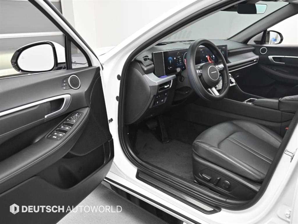 Hyundai Sonata — photo 11
