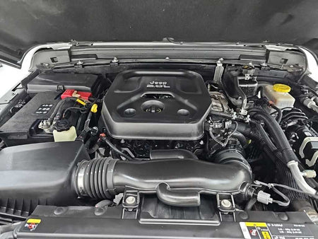 Jeep Wrangler — photo 05