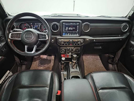 Jeep Wrangler — photo 07