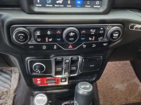 Jeep Wrangler — photo 10