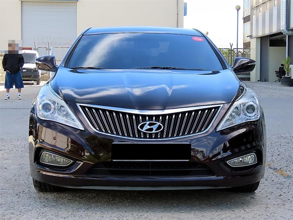Hyundai Grandeur — photo 01