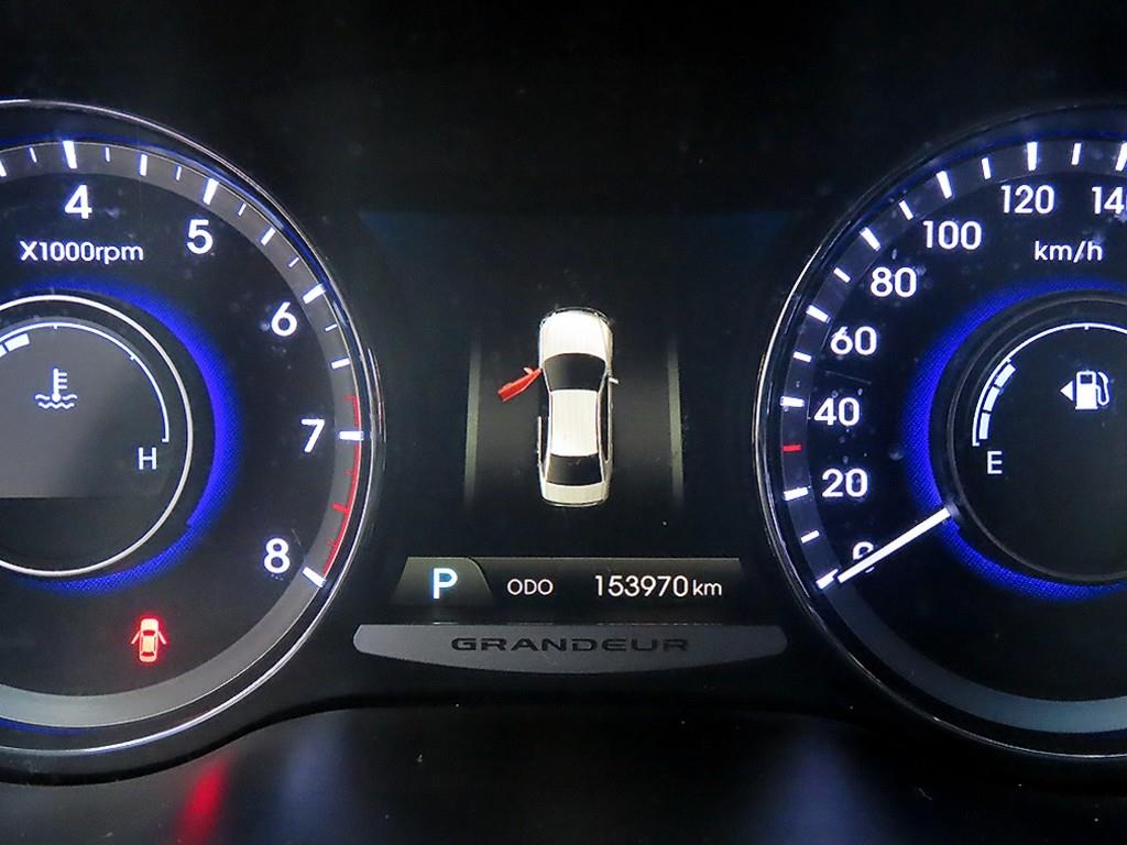 Hyundai Grandeur — photo 09